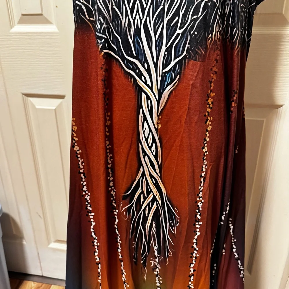 NWT Multicolor Maxi Dress with Tree Design - Picture 4 of 5